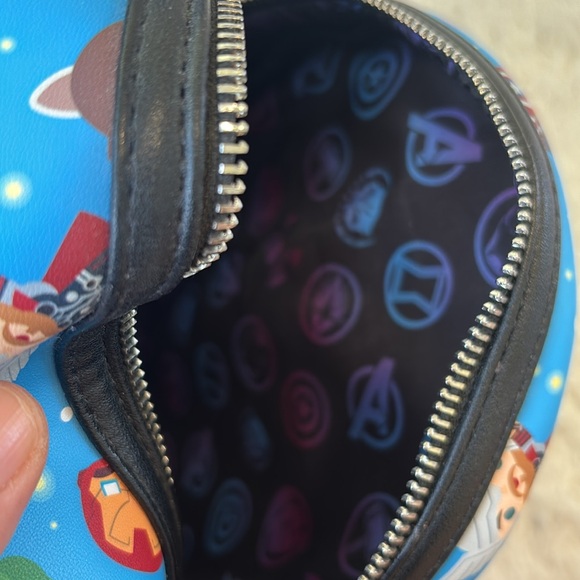 Loungefly marvel avengers backpack main image 8